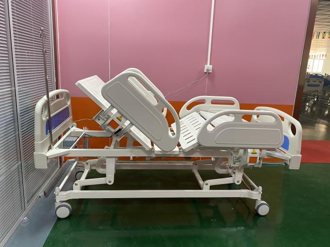Białe, trzyfunkcyjne łóżko elektryczne łóżko medyczne na oddział szpitalny 0