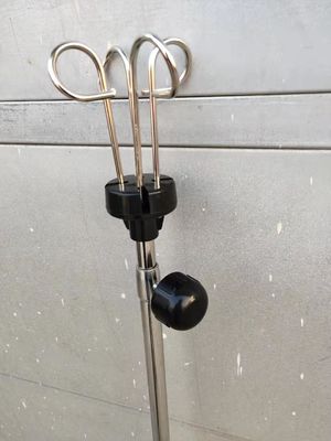 Sprzęt medyczny Regulowany stojak infuzyjny w szpitalu przyłóżkowym Biały